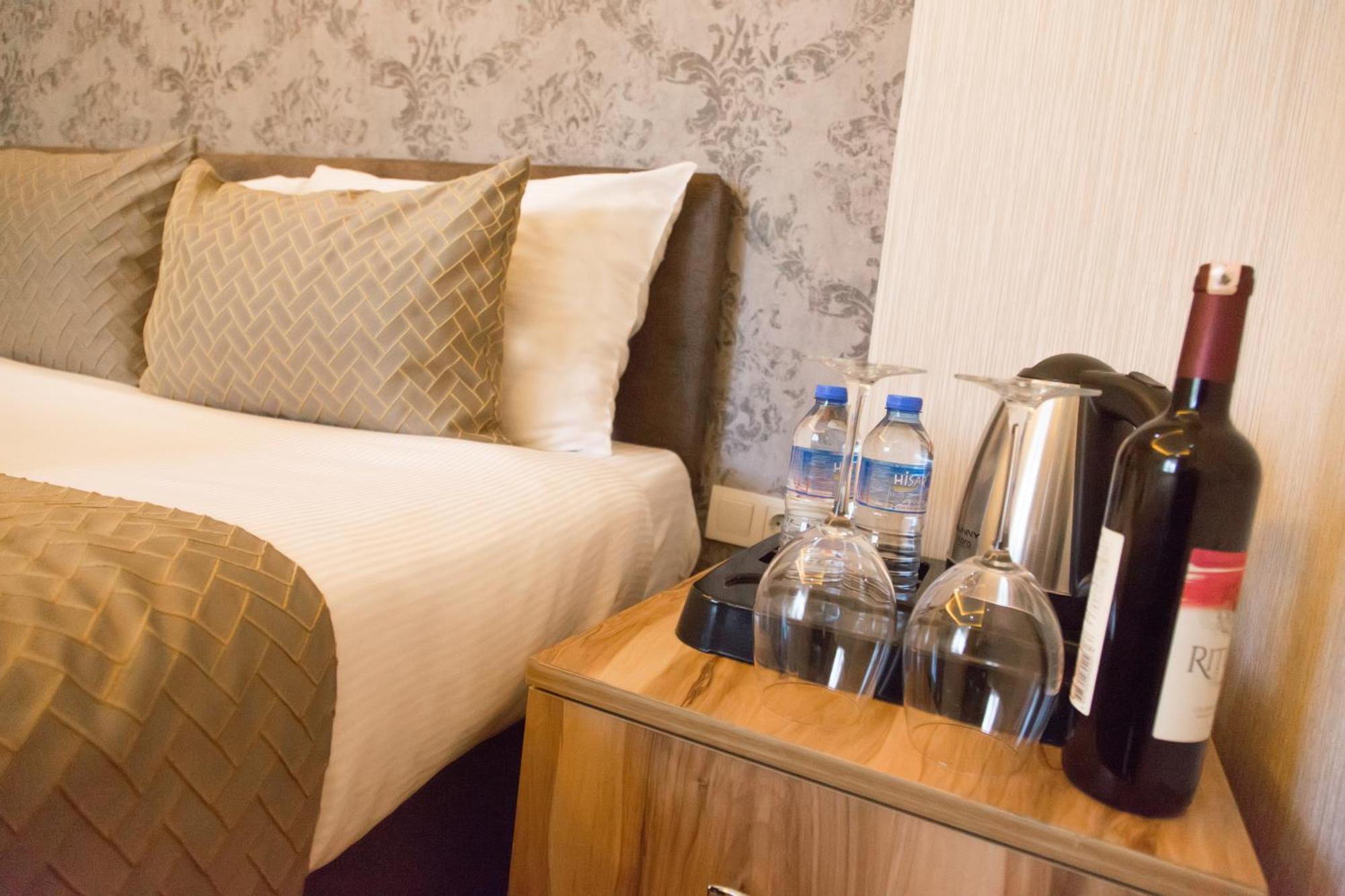 Honey Hotel Стамбул Экстерьер фото
